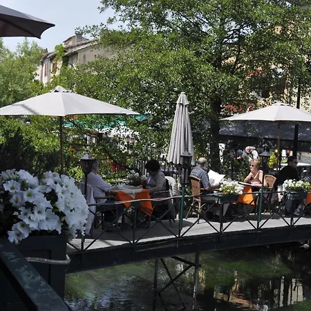 Les Terrasses De David Et Louisa L'Isle-sur-la-Sorgue